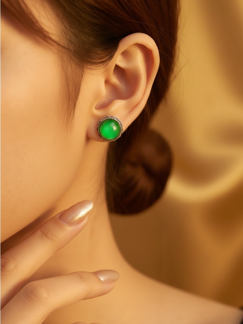 Emerald Green Round Halo  Clip on Earrings - Women Jewelry